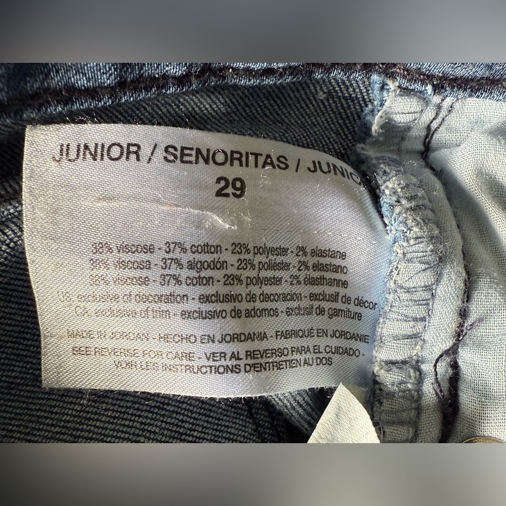 William Rast Jeans - Picture 5 of 6